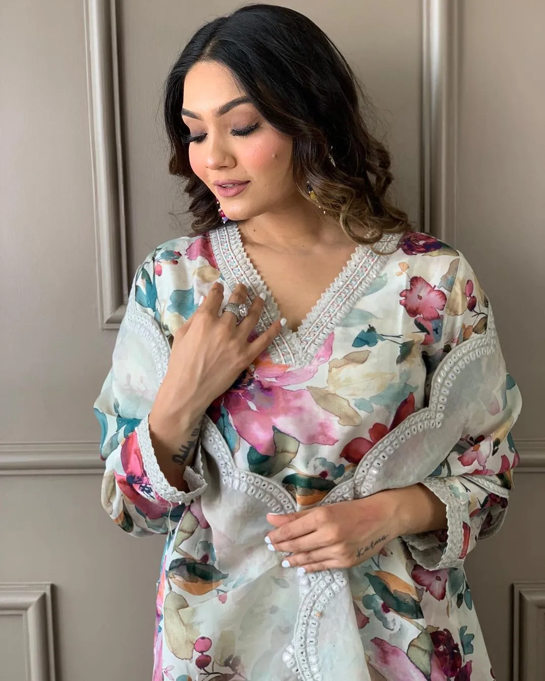 Beautiful Designer Heavy Mehera Chinon Salwar Suit