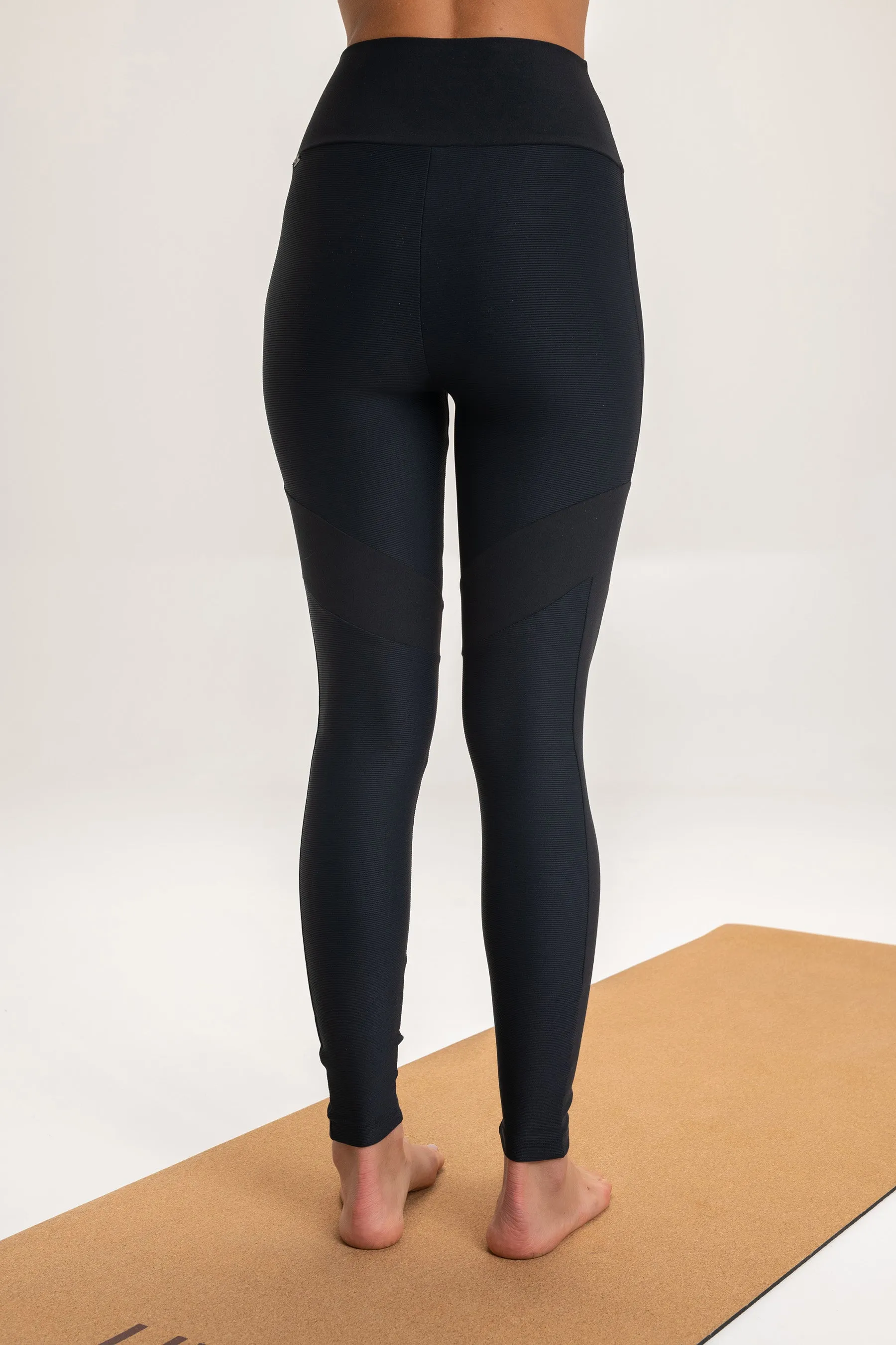 Mind Block Leggings