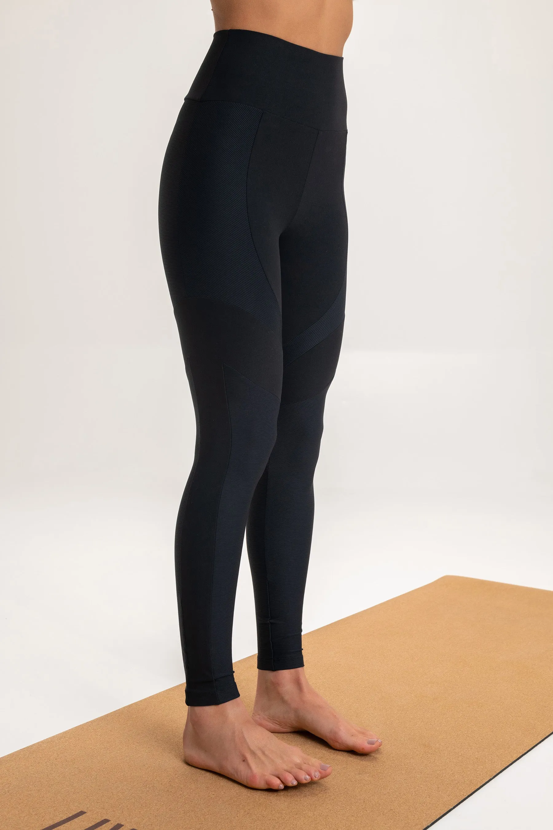 Mind Block Leggings