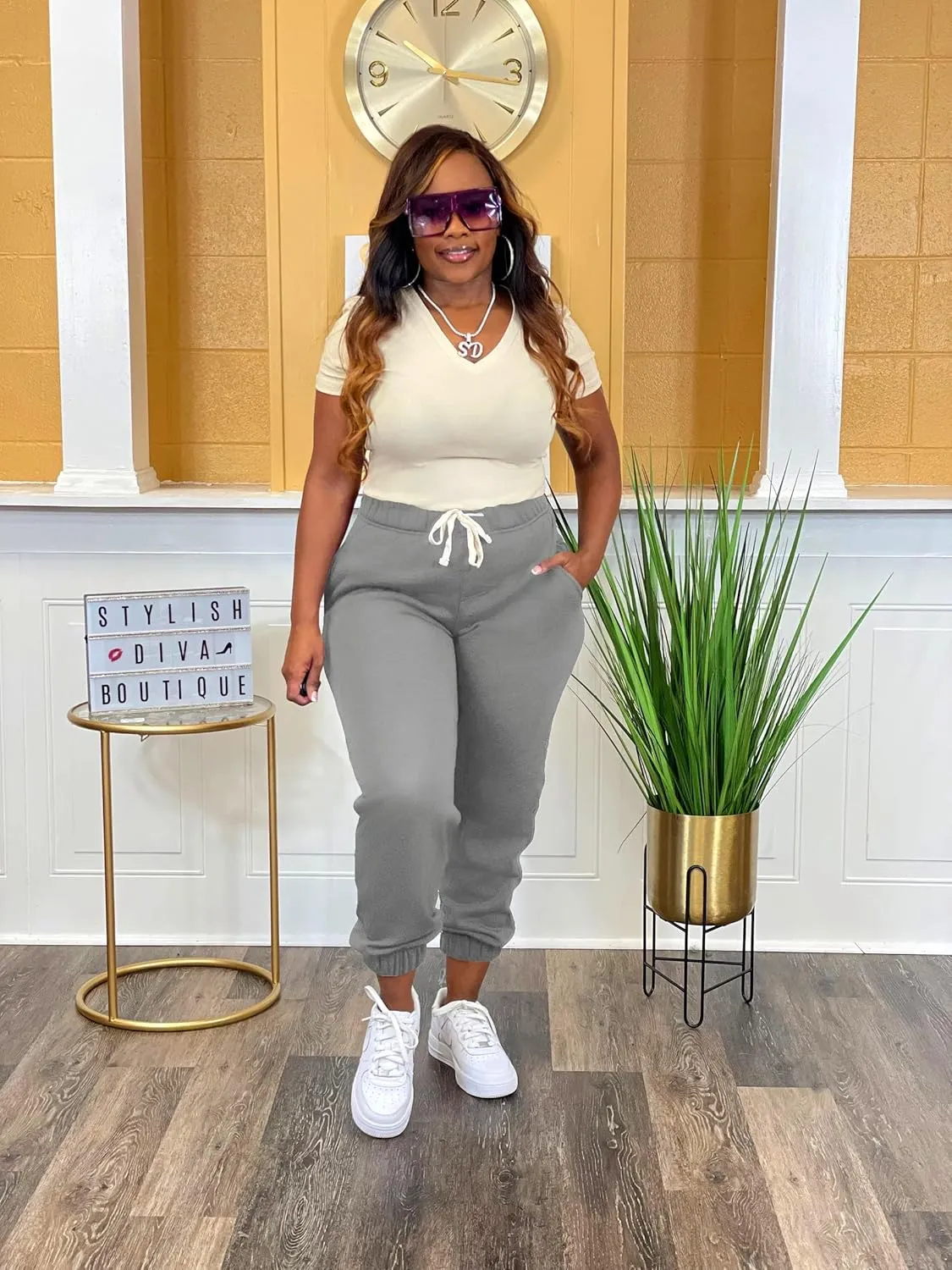 Women's Plus Size Casual Sweatpants Drawstring Jogger Pants Tight Track Pants with Pockets